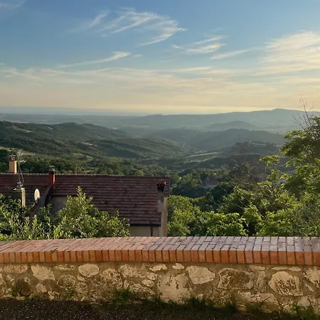 Semesterbostad Casa Storica Con Terrazzo Castellina Marittima